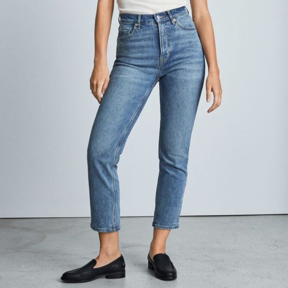 Everlane the original cheeky jean, mid blue, 30 crop